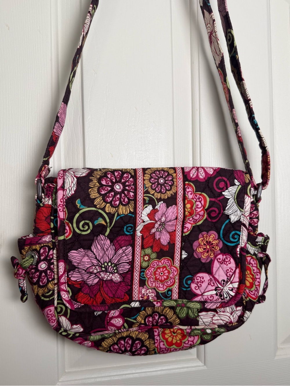 Vera Bradley Mod Floral Pink Messenger Bag EUC Crossbody Purse Computer Bag